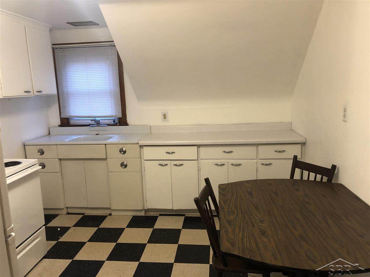 2725 Bay 2 - Photo 1
