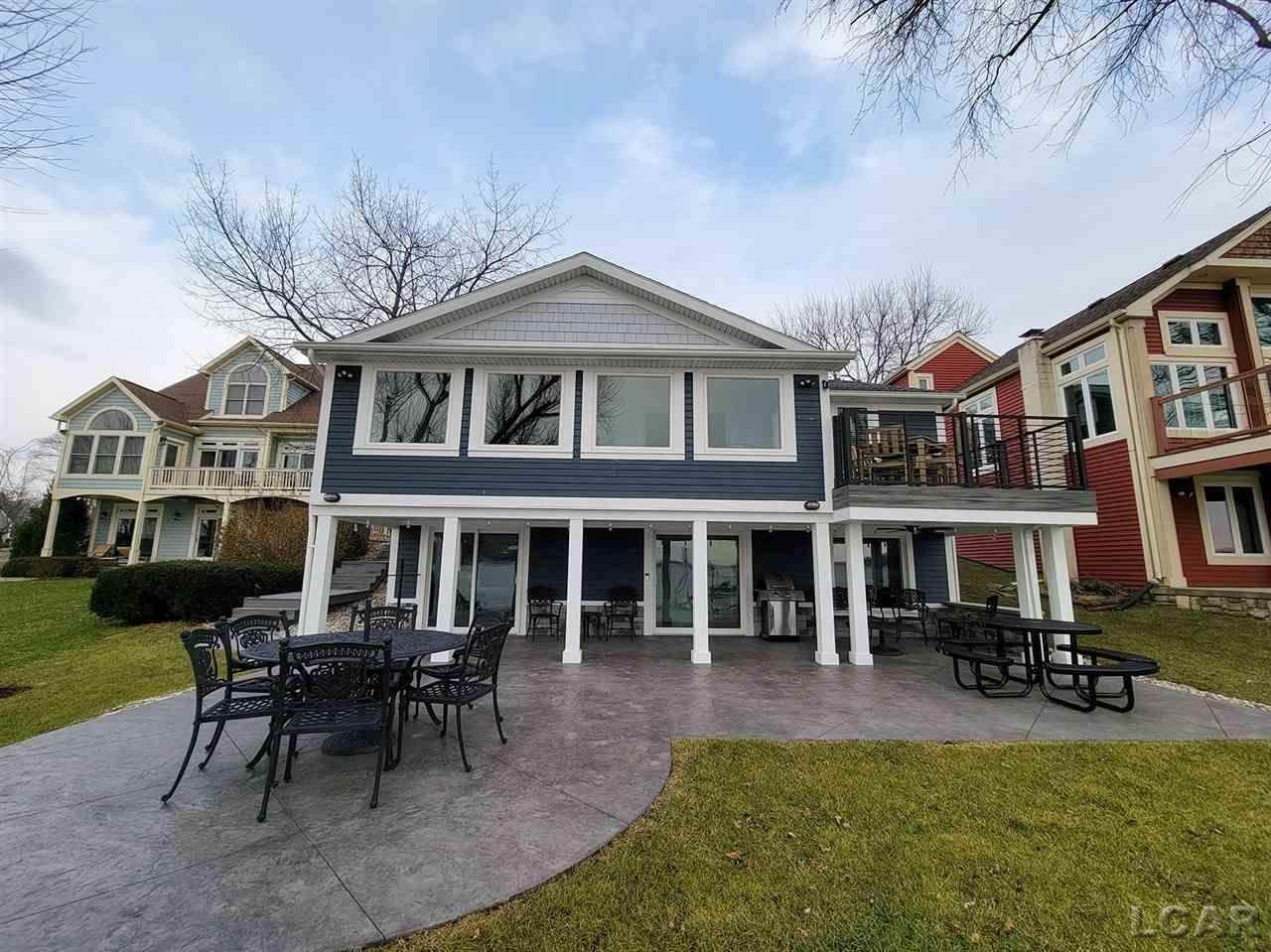 6060 Lakeside Dr. - Photo 1
