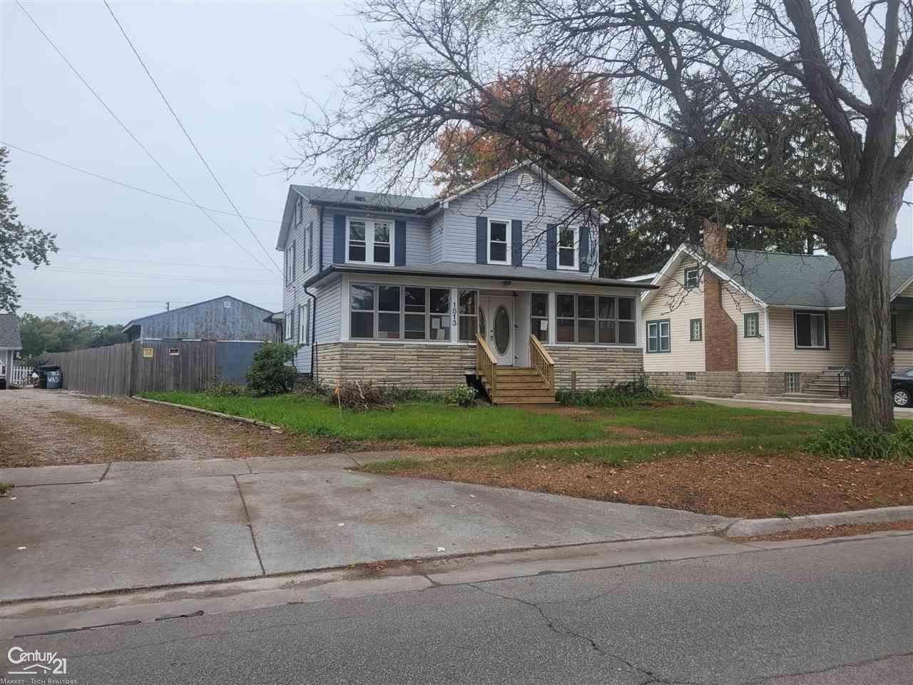 1813 St Clair River Dr - Photo 1