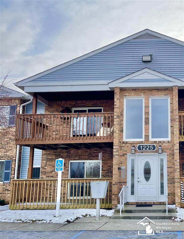 1225 Harbour Dr #28 - Photo 1