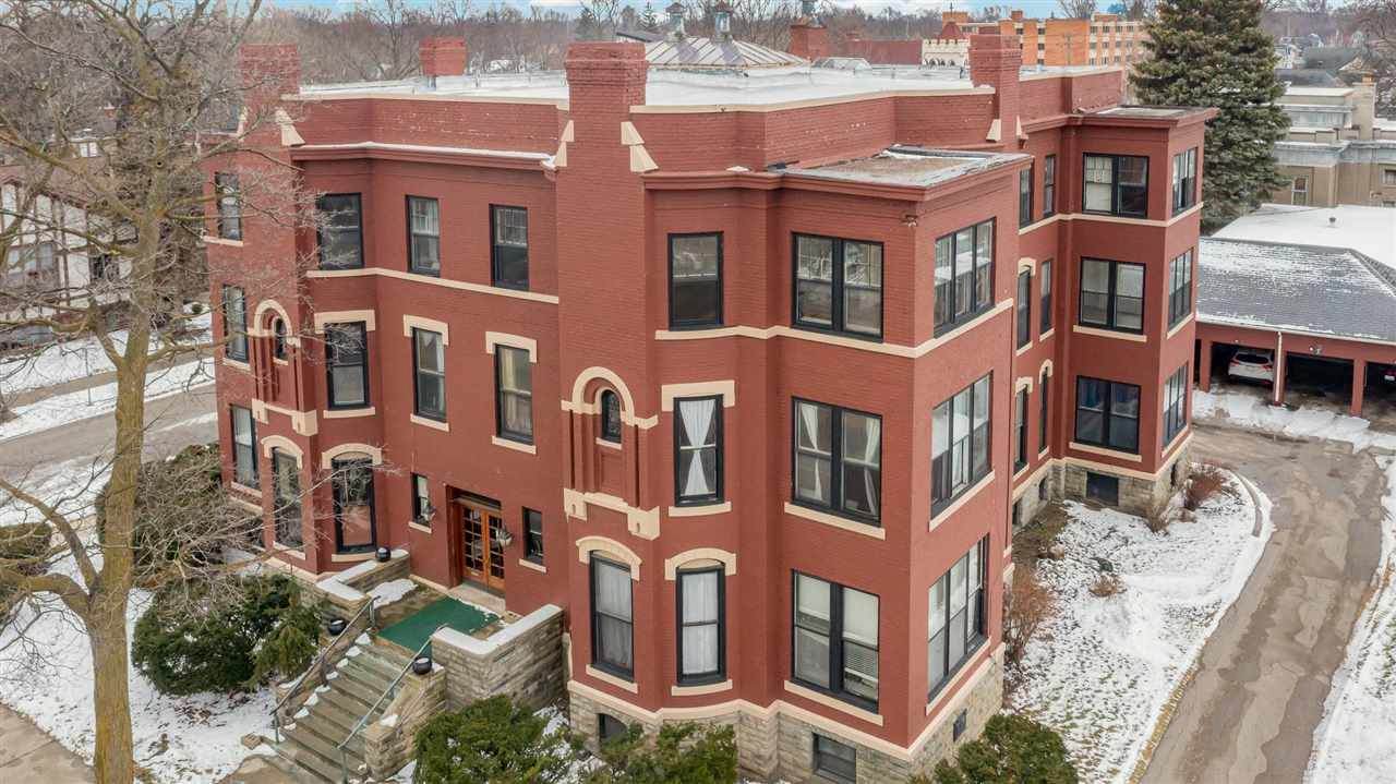 814 Center - Photo 1