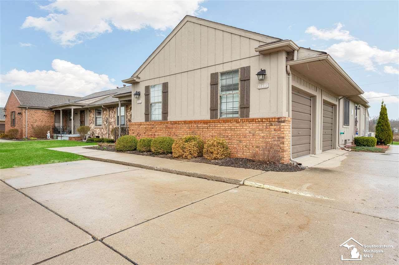 12489 Cambridge Blvd - Photo 1