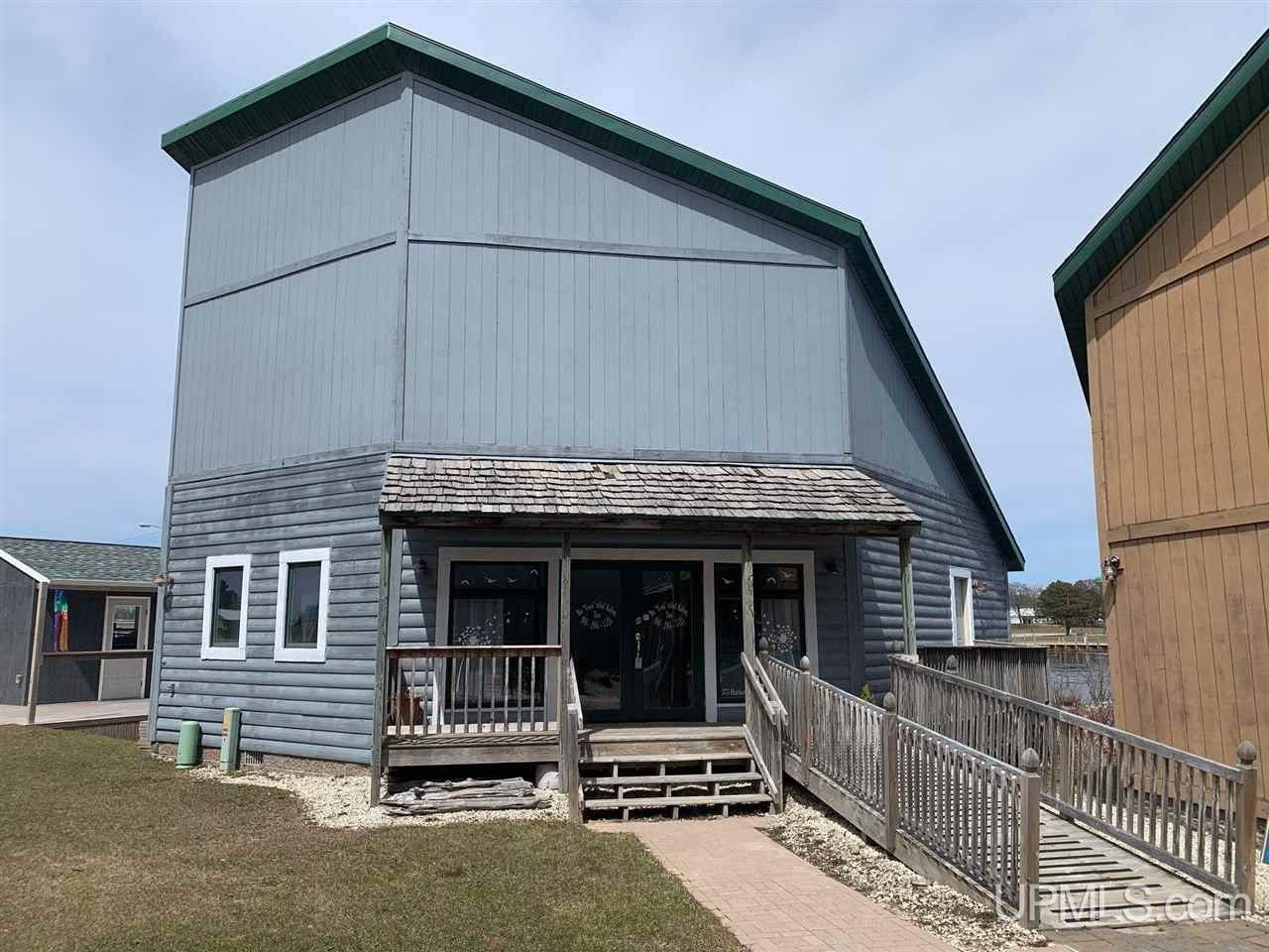 375 Harbor Drive - Photo 1