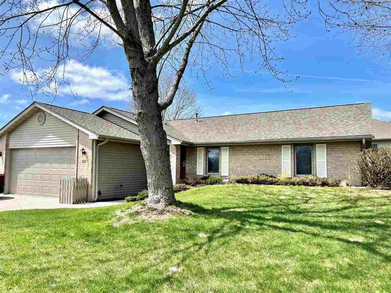 623 Kemp Ct - Photo 1