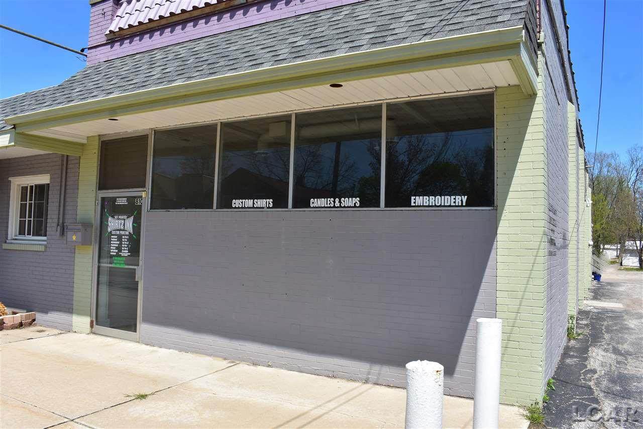 810 Maumee - Photo 1