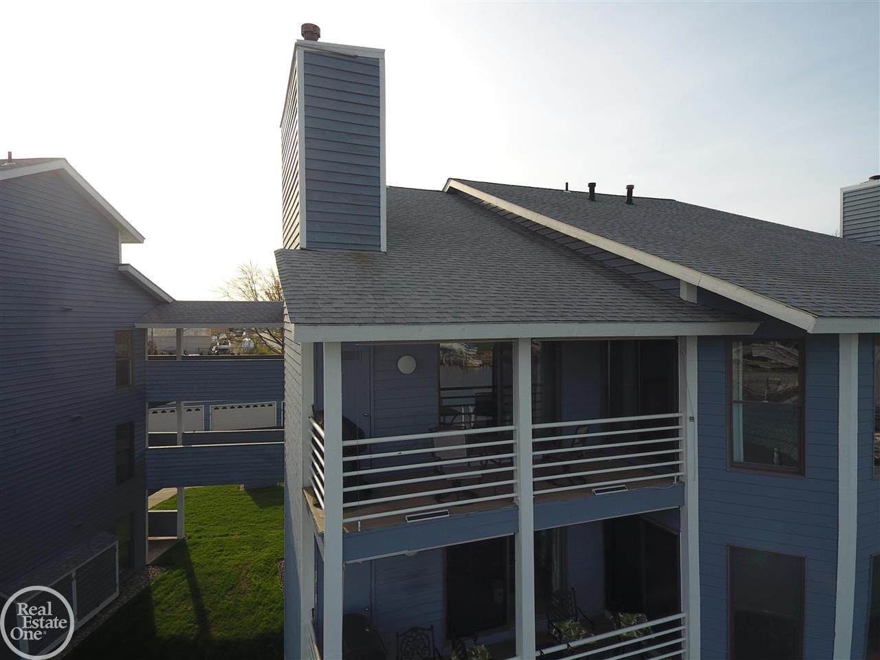 31693 South River - Photo 1