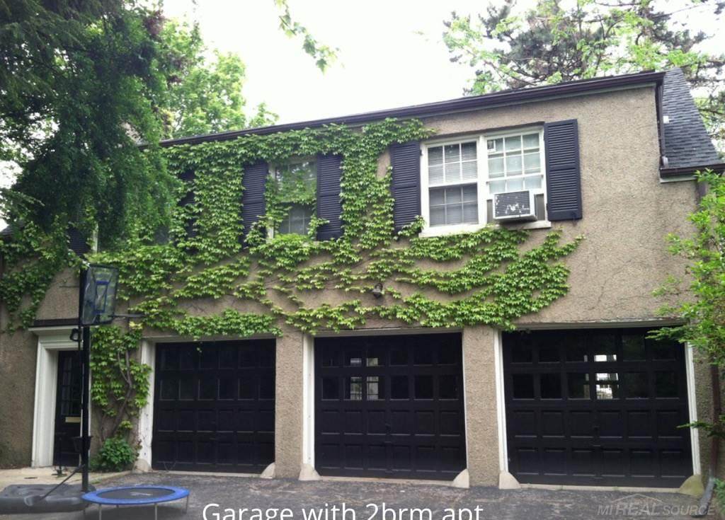36 Beverly - Photo 1
