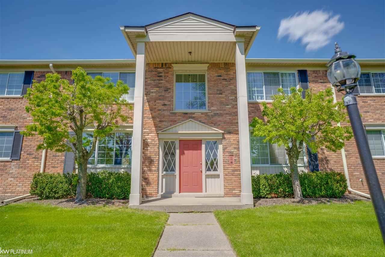42282 Woodward Ave - Photo 1