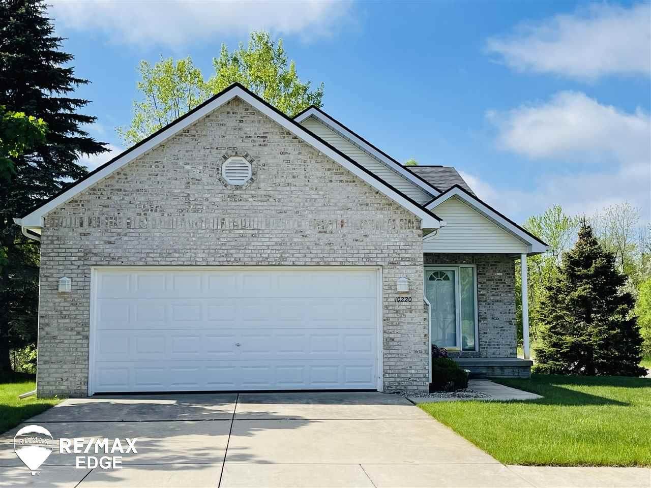 10220 Primrose - Photo 1