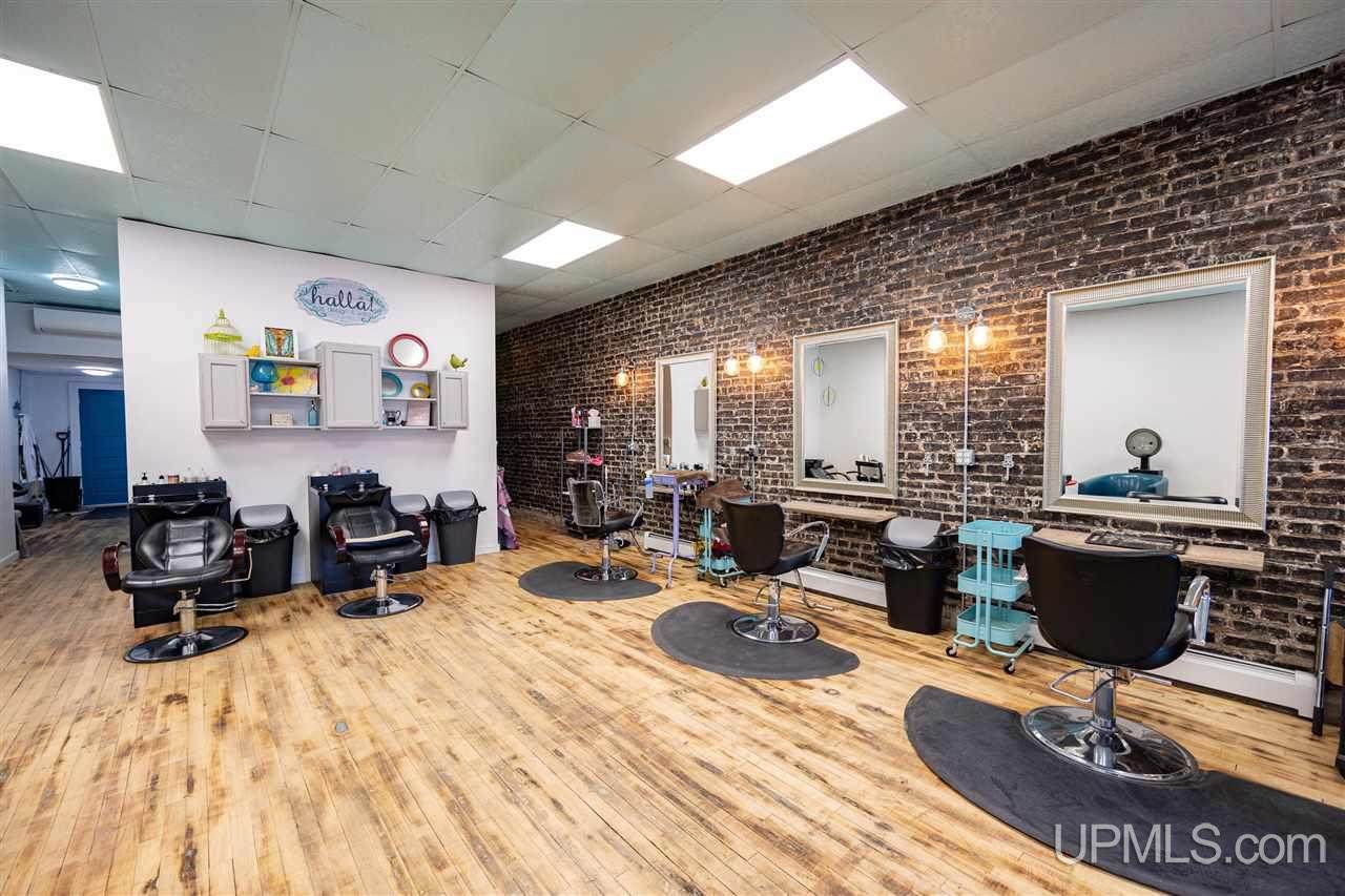316 Superior Ave - Photo 1