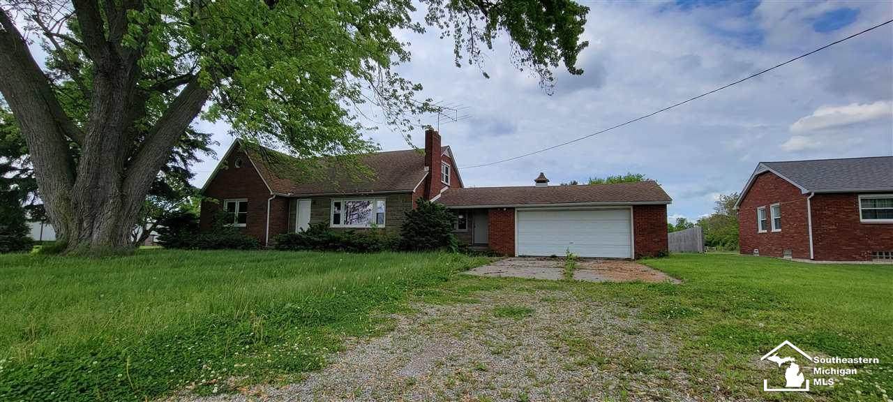 4610 Custer - Photo 1