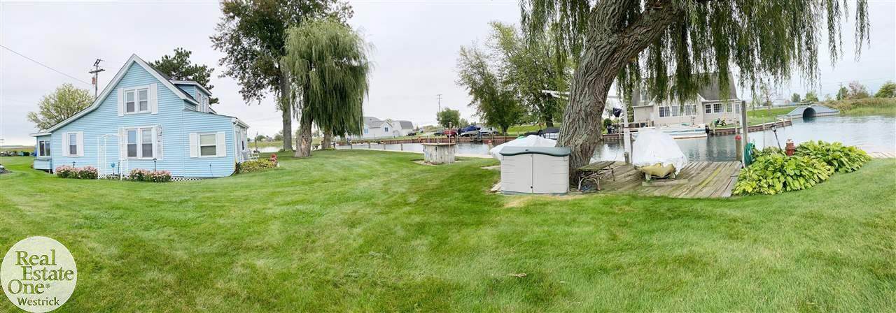 7620 Holiday St. - Photo 1