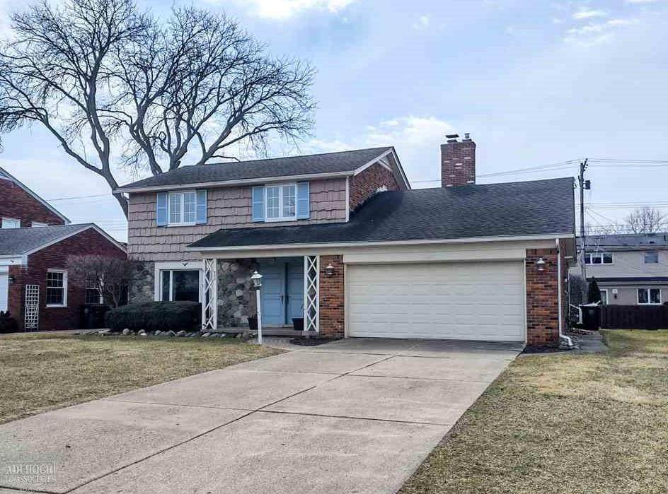 533 Robert John - Photo 1