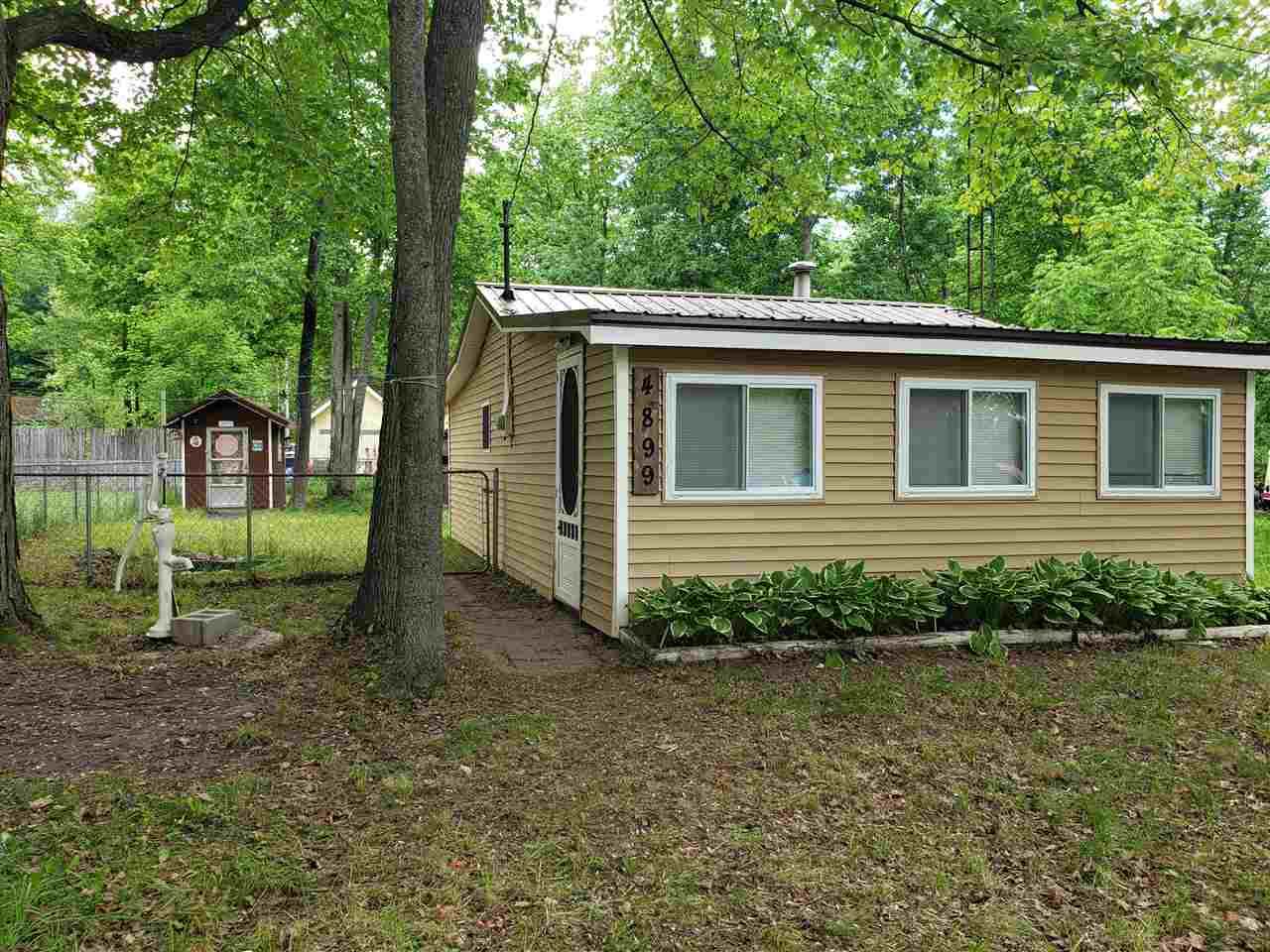 4899 Glenwood - Photo 1