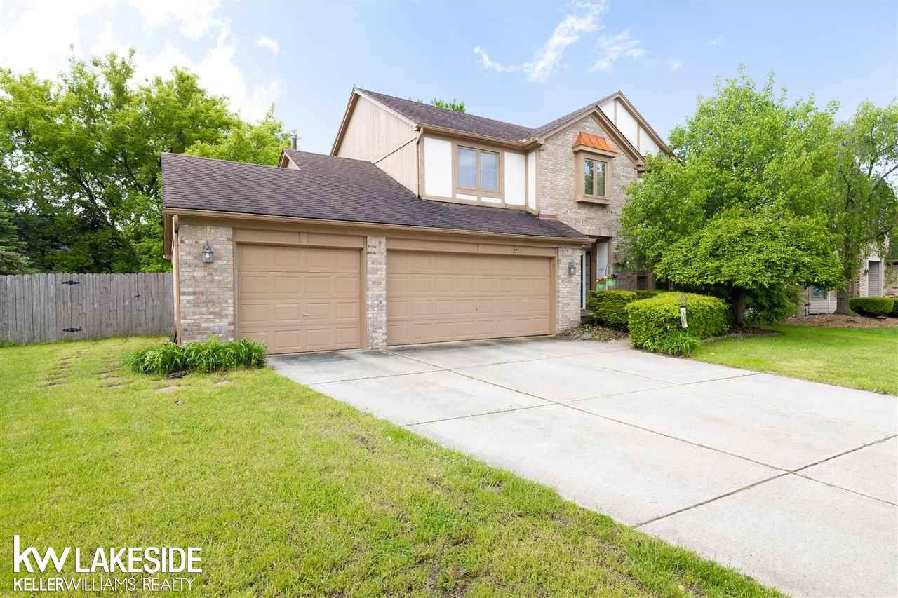 15044 Orleans - Photo 1