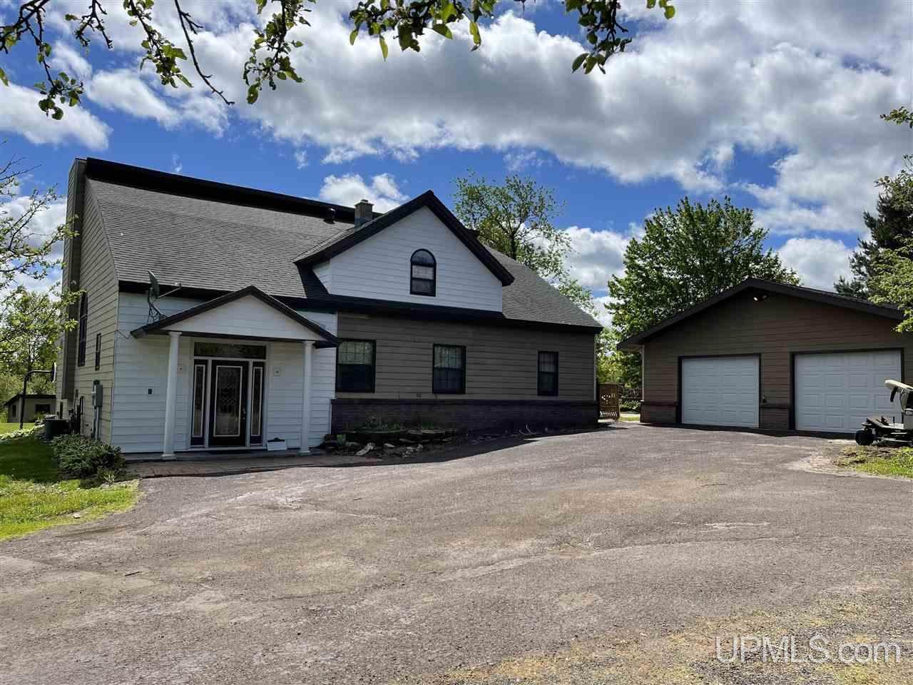 N10300 Country Club Road - Photo 1