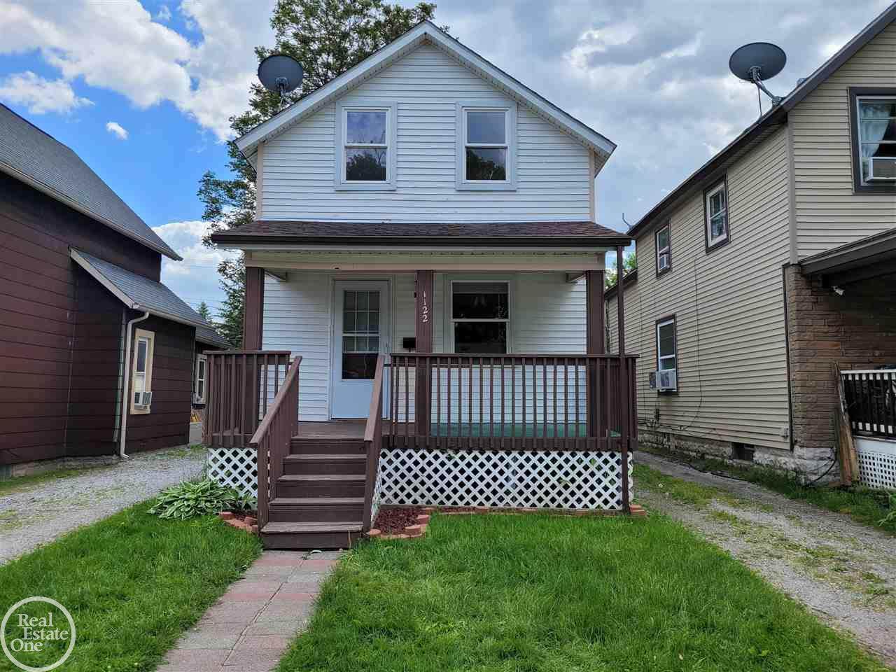 1122 Gillett St - Photo 1