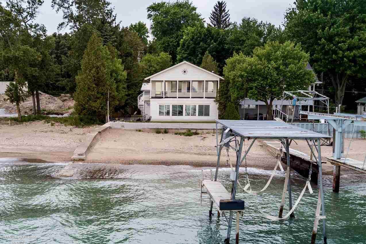7758 Rest Haven Court - Photo 1