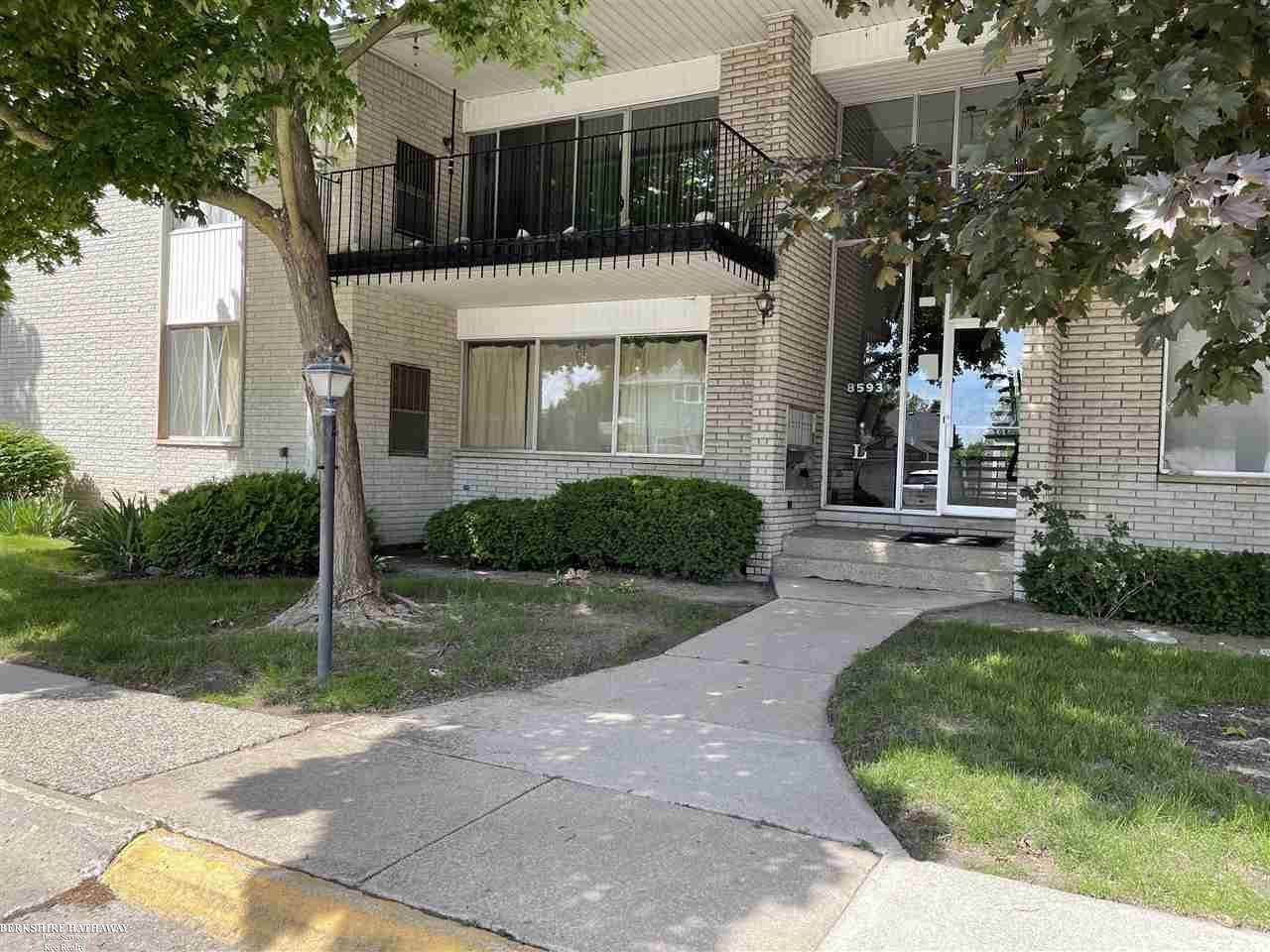 8593 Kennedy Cir - Photo 1
