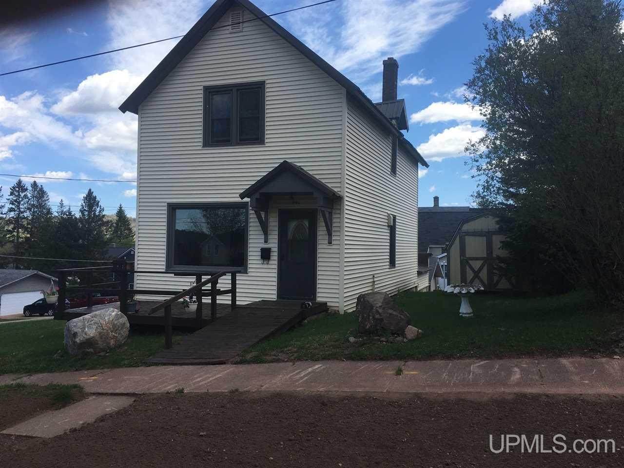 401 Beecher Street - Photo 1