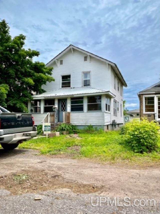 1217 Stockbridge Ave - Photo 1