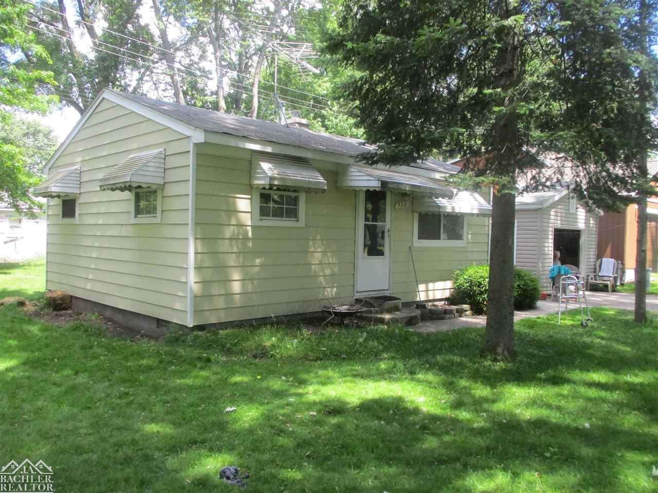 932 Liberty - Photo 1
