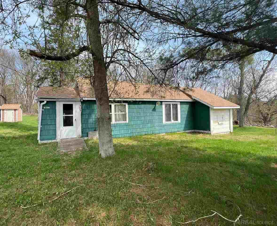 4136 Maes Rd - Photo 1