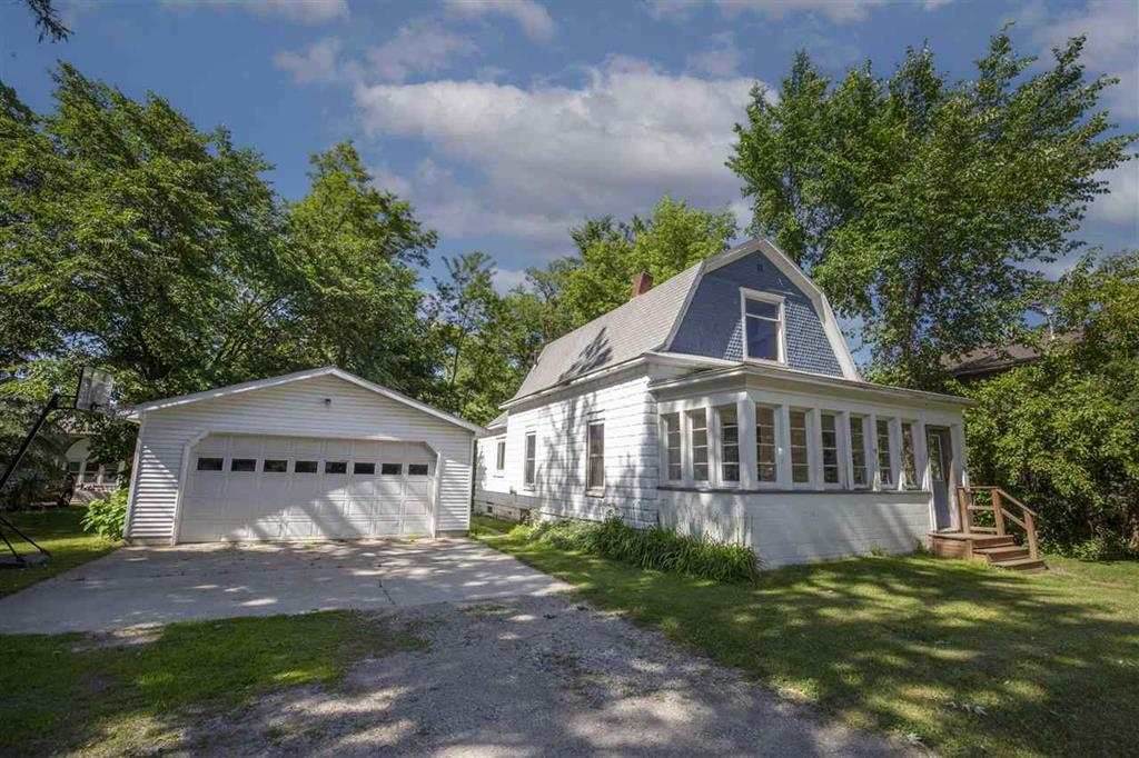 140 Brown St - Photo 1