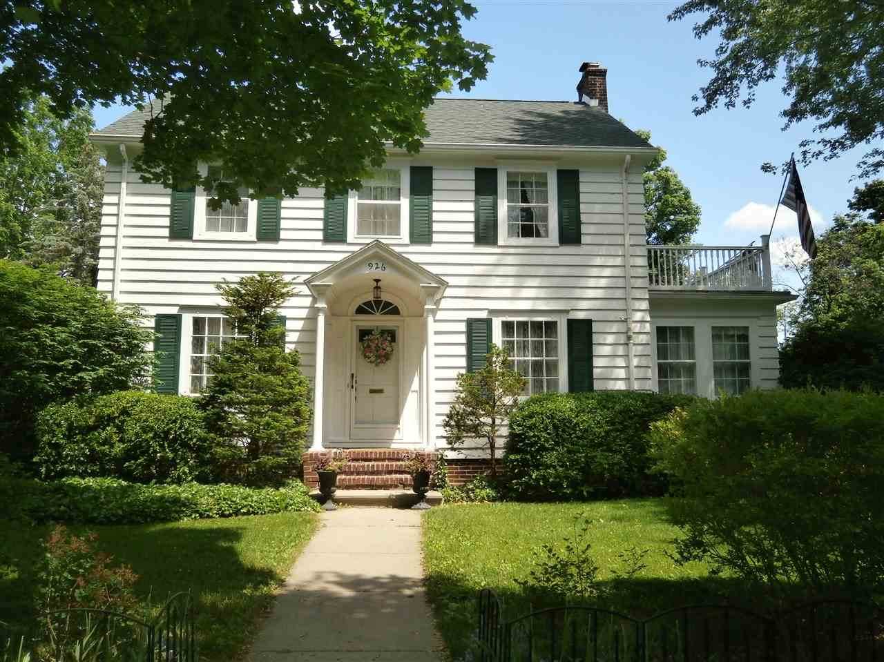 926 Washington Street - Photo 1