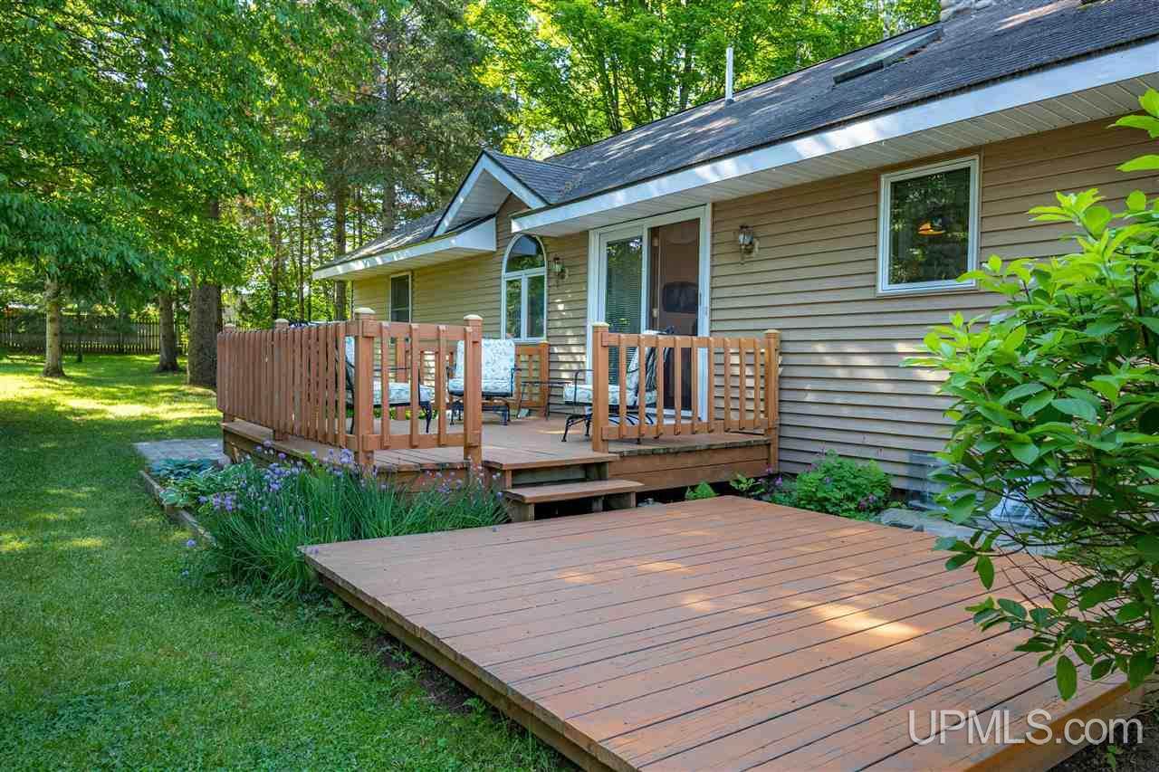 11864 & 60 Maple Street - Photo 1