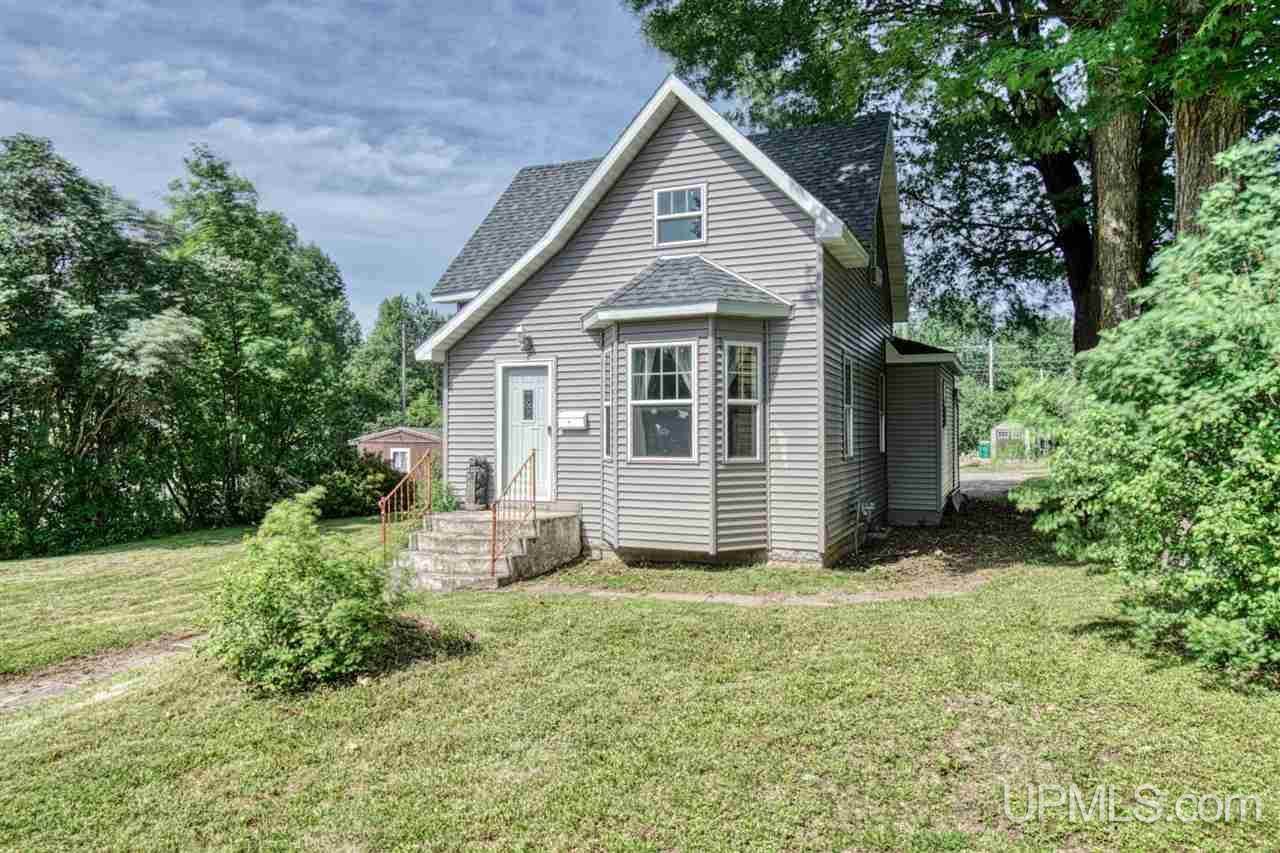 412 Fifth St - Photo 1
