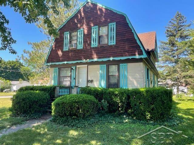 423 Elm - Photo 1