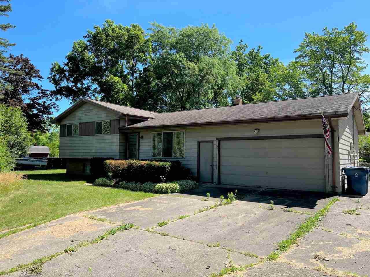 5231 Capri Lane - Photo 1