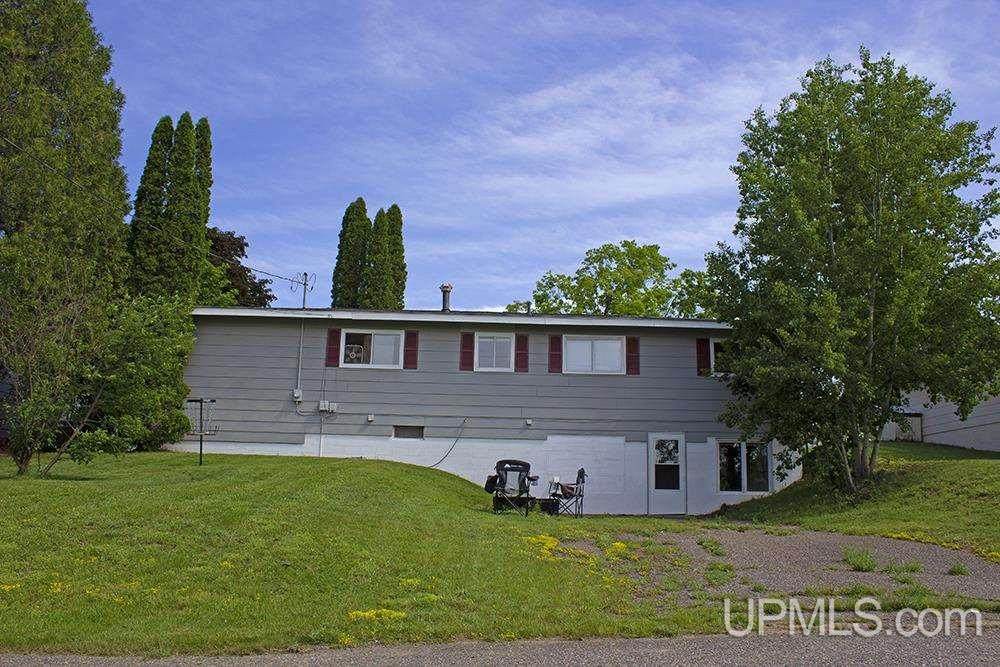 624 Mather - Photo 1