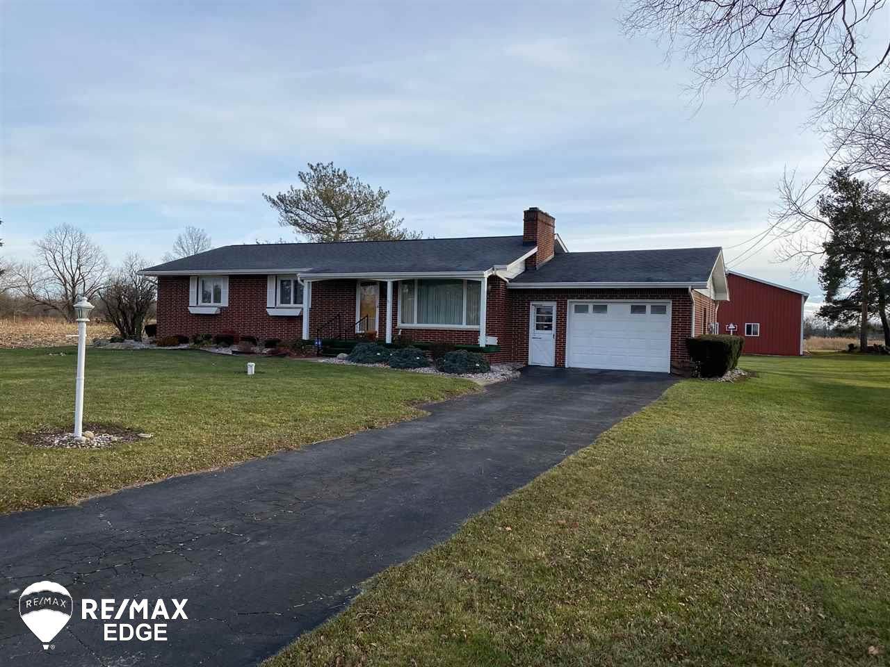 9372 Potter Rd - Photo 1