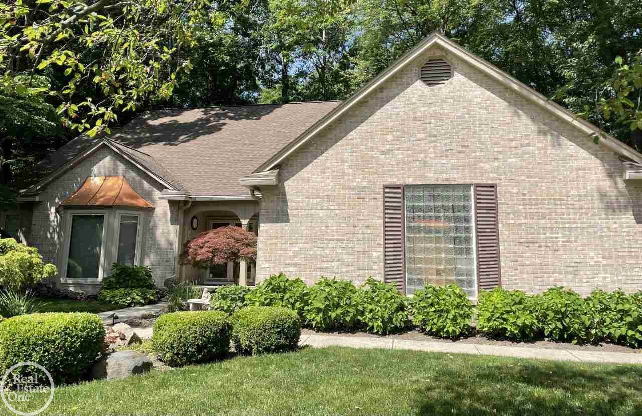 53513 Robinhood Drive - Photo 1