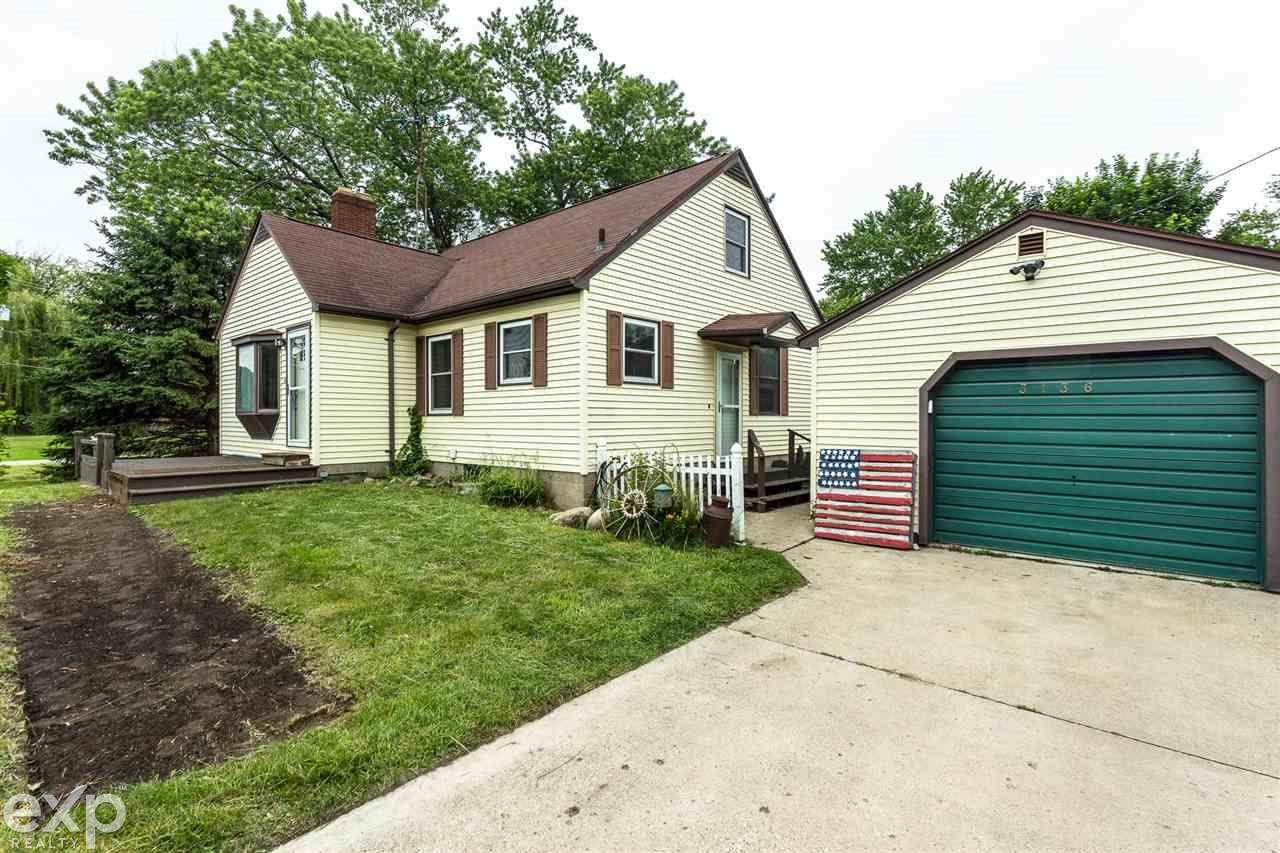 3136 Vincent Rd - Photo 1