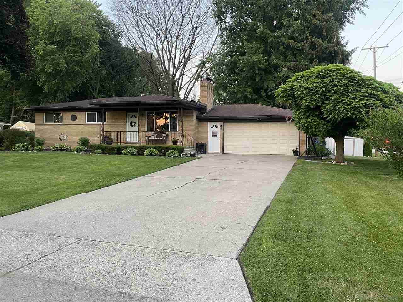53012 Dryden - Photo 1