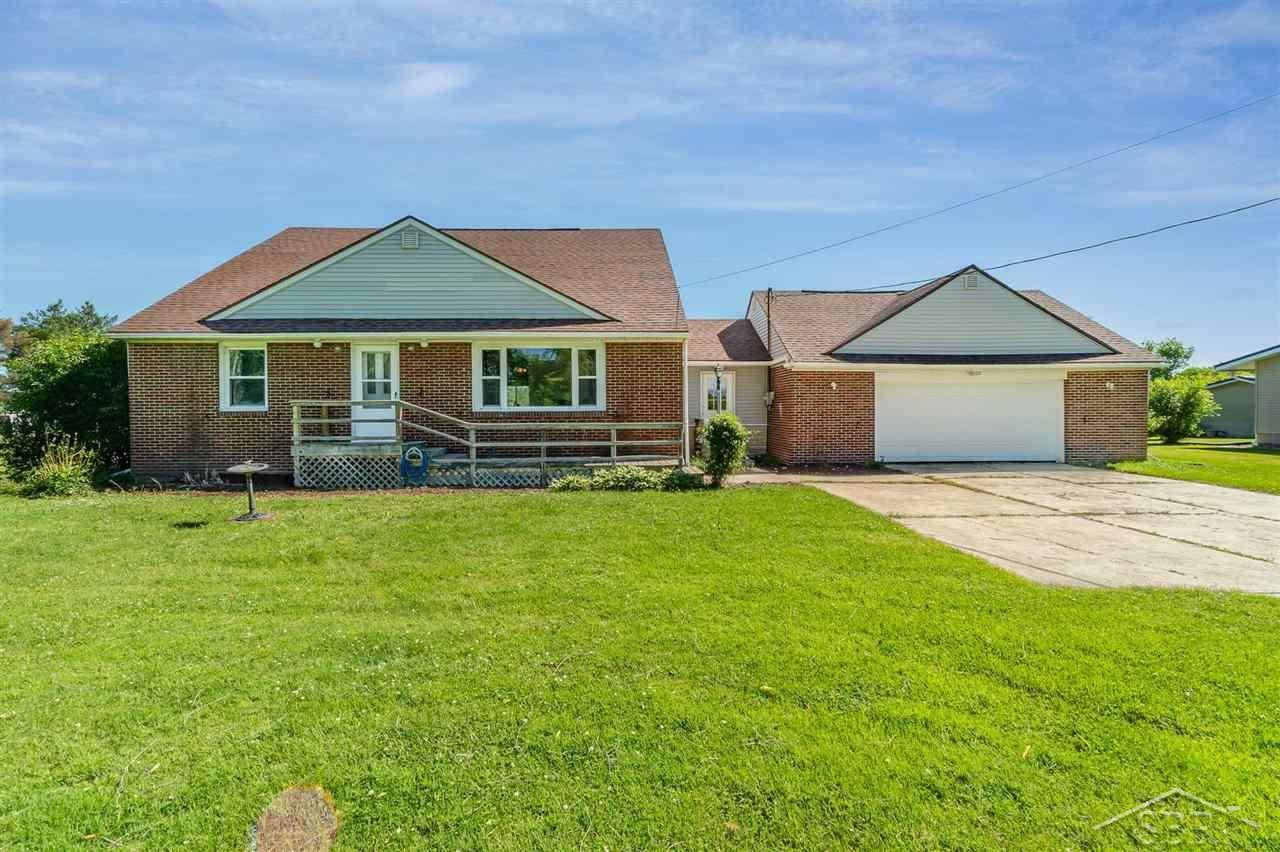 4903 Saginaw - Photo 1