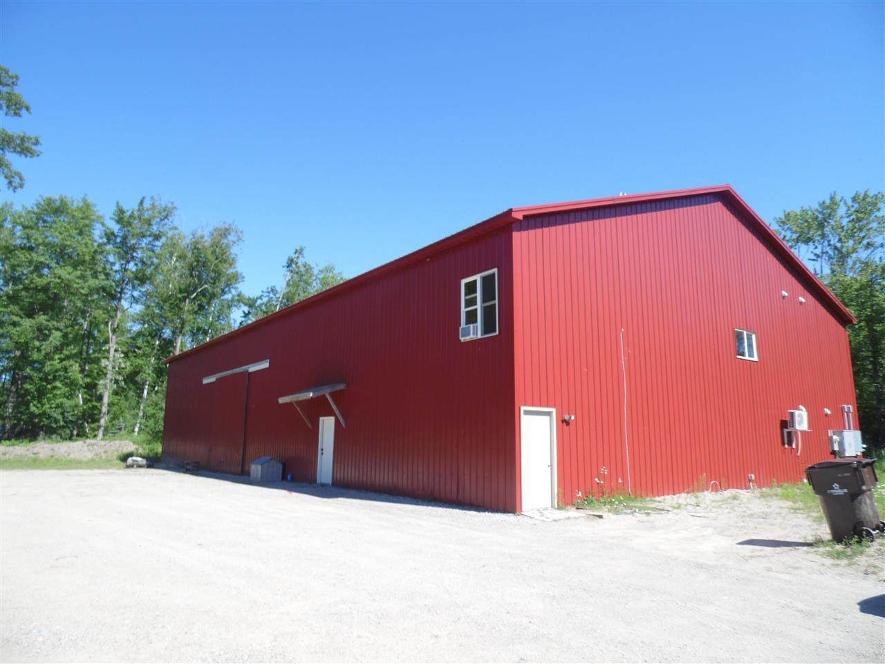 2290 Lyle - Photo 1