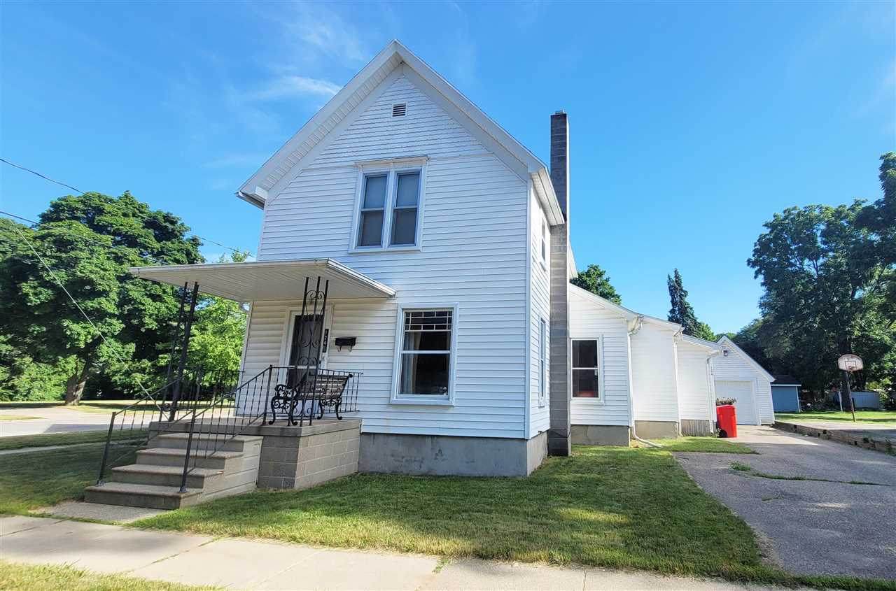 124 King St - Photo 1