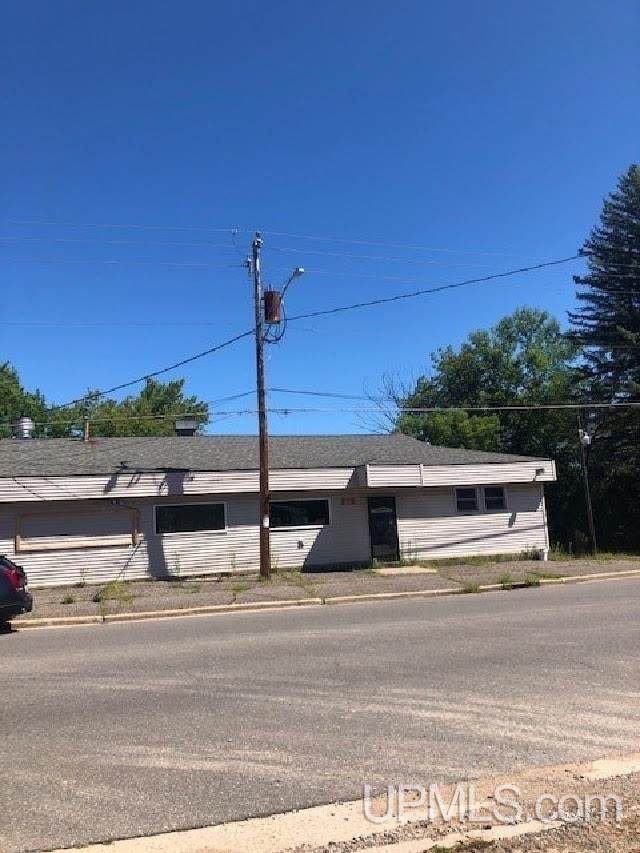 724 County Rd. N - Photo 1