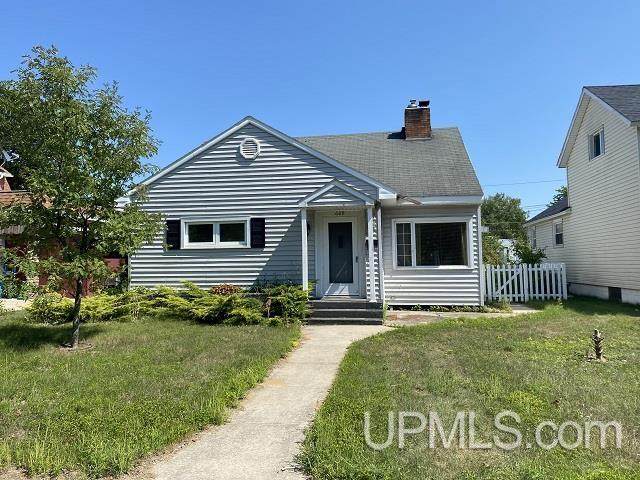 609 12th - Photo 1