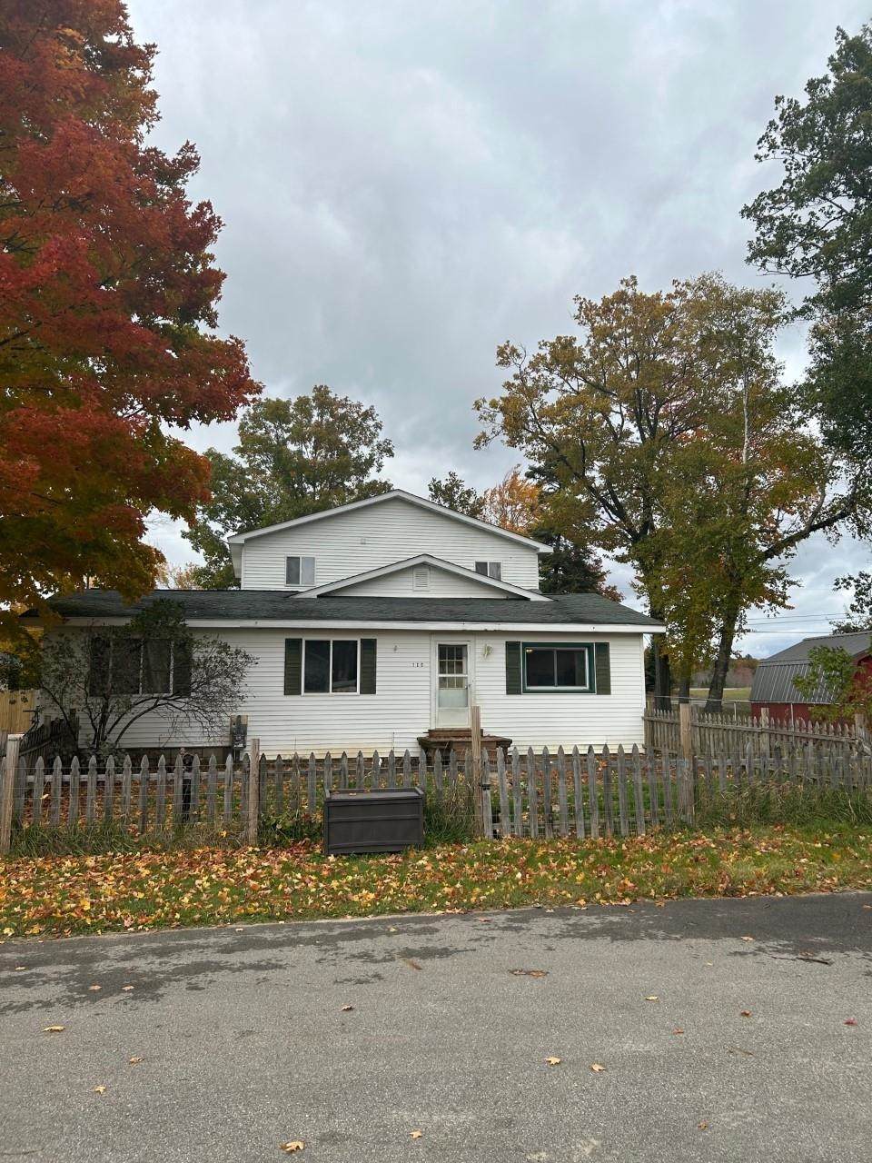 120 Marina St - Photo 1