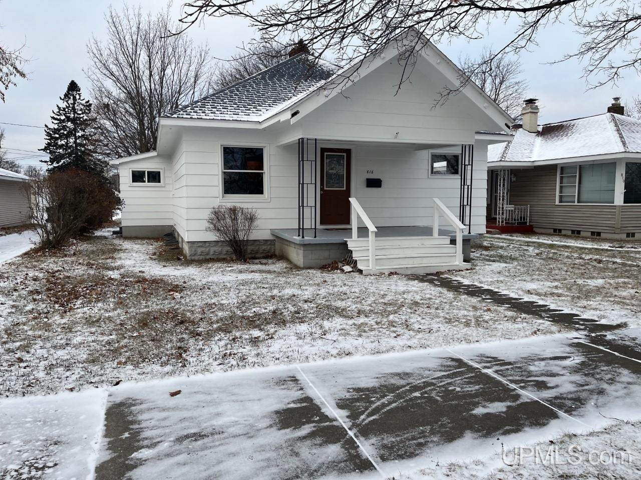 816 16th St. - Photo 1
