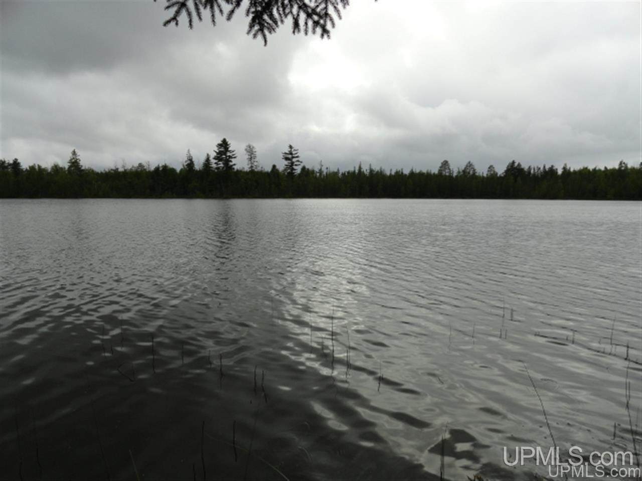 https://bt-photos.global.ssl.fastly.net/realsource/orig_boomver_1_50103614-2.jpg