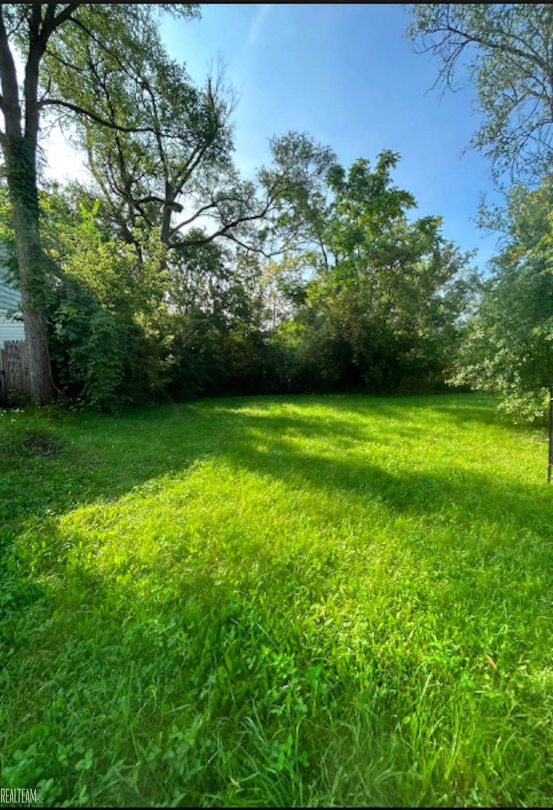 422 Foss - Photo 1