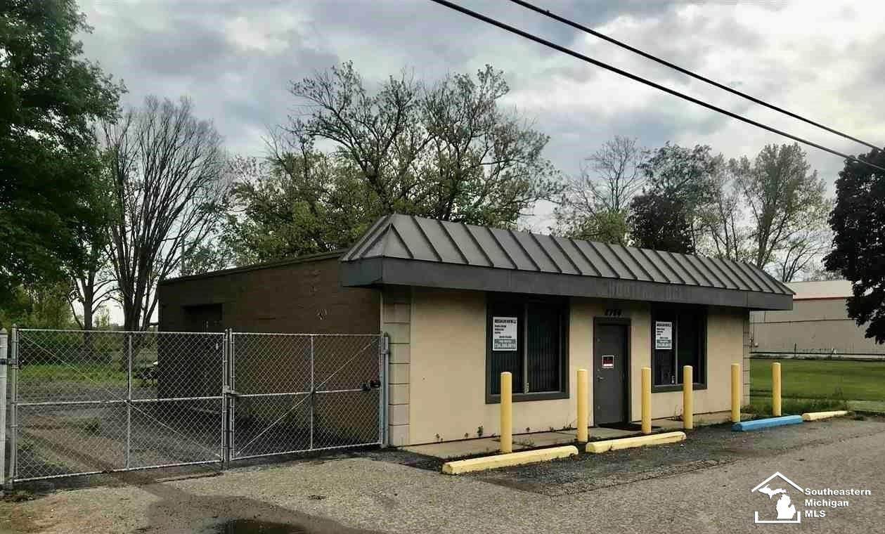 2784 Monroe - Photo 1