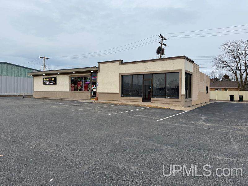 1024/1026 Lincoln - Photo 1