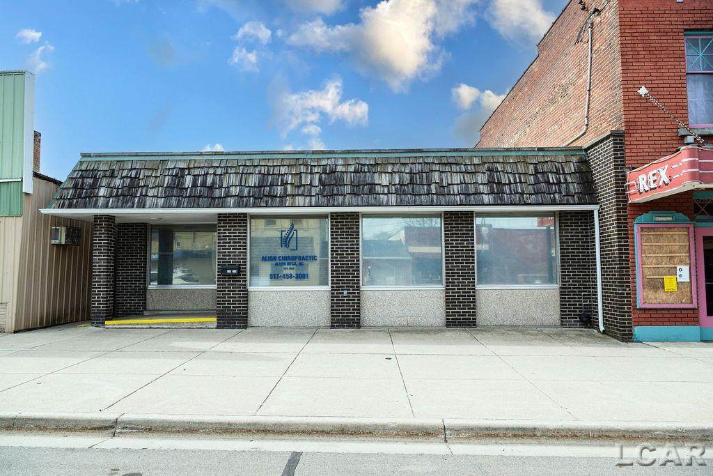 231 Main - Photo 1